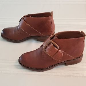 Sofft Women's Boone ankle boot in Tobacco